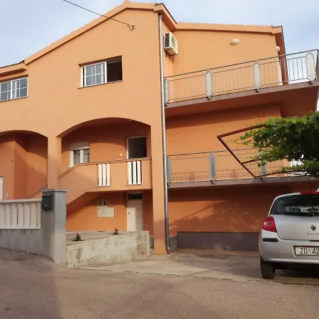 Apartment Lucija
